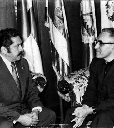 11. Monseñor Romero se reúne con presidente Molina.