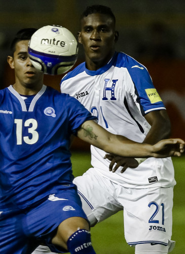 Alexander Larin, Brayan Beckeles