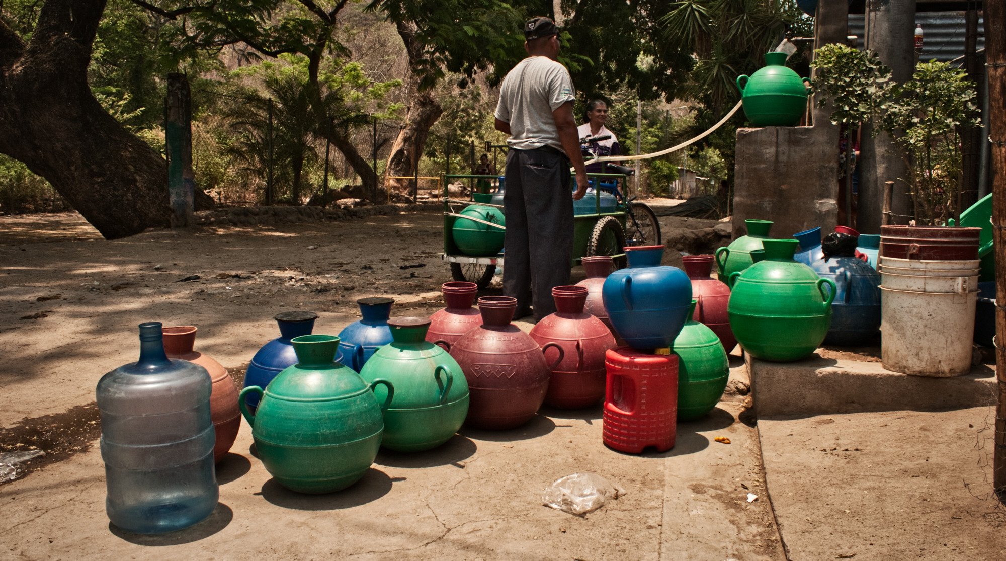 La Azotea: La última gota, la crisis de agua en El Salvador - Revista ...