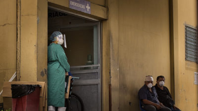 De héroes a desechables